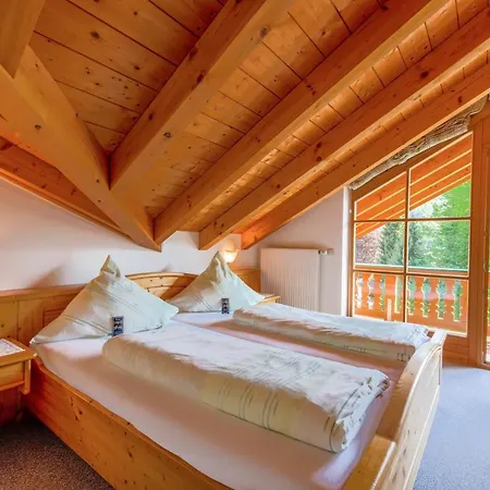Petrushof Ferienwohnung Vogelspitz Apartment *